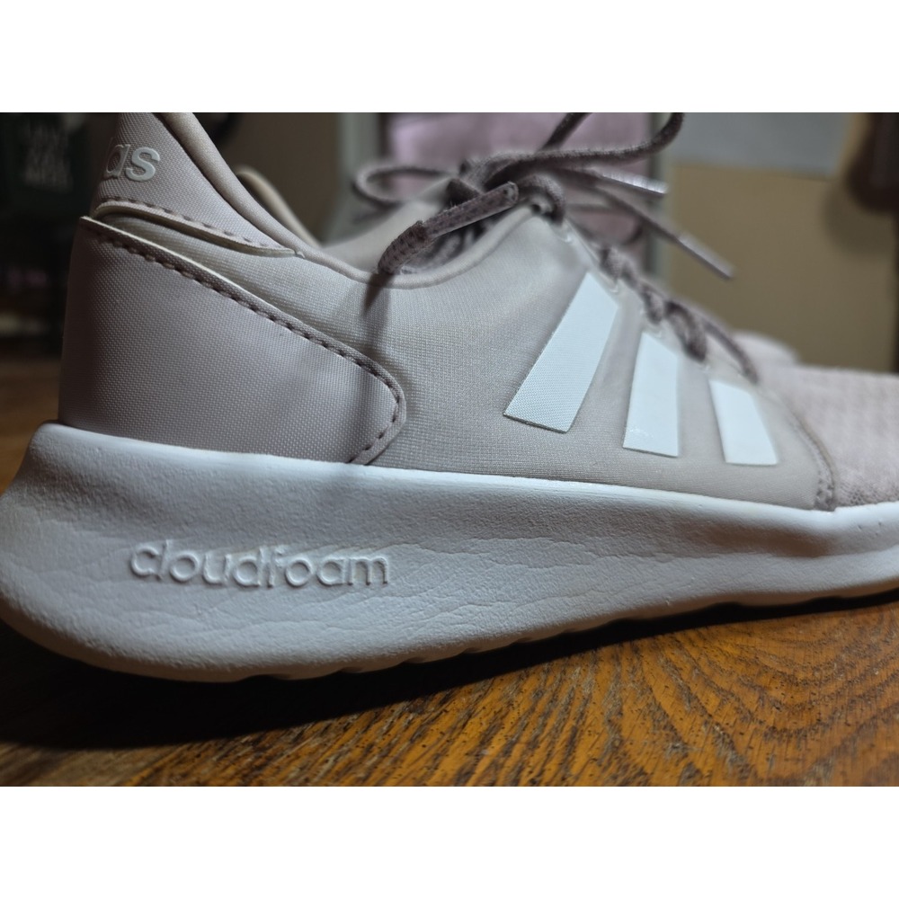 adidas Women's Fashion Sneakers Cloudfoam Size 8 Athletic Running Shoes